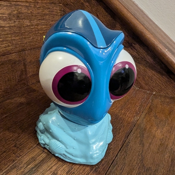 Disney Finding Nemo Sparkle Nemo Clown Fish Plush & Finding Dory Mug - Picture 6 of 12